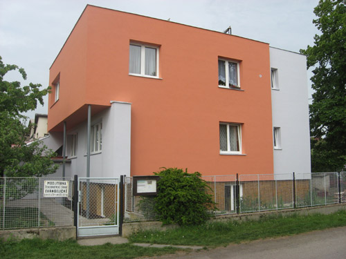Nova fasada z roku 2007.